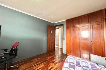 Casa à venda com 252m², 5 quartos e 3 vagasQuarto 2
