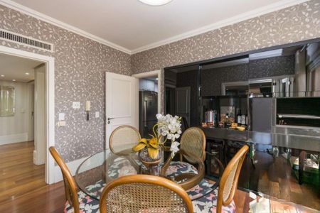 Apartamento à venda com 3 quartos, 241m² em Bela Vista, Porto Alegre