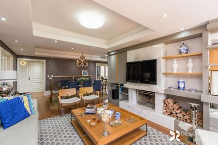 Apartamento à venda com 3 quartos, 241m² em Bela Vista, Porto Alegre
