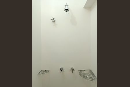 Apartamento para alugar com 130m², 3 quartos e 1 vaga Apartamento para alugar com 130m², 3 quartos e 1 vagaBanheiro social