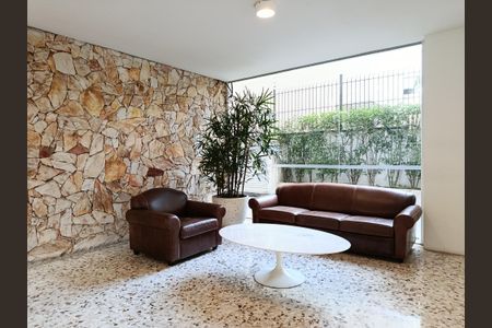 Apartamento para alugar com 130m², 3 quartos e 1 vaga Apartamento para alugar com 130m², 3 quartos e 1 vagaHall de entrada