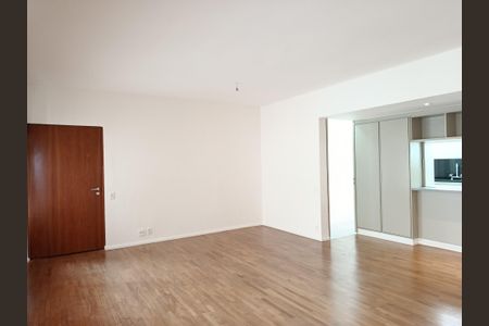 Sala de apartamento para alugar com 3 quartos, 130m² em Cerqueira César, São Paulo