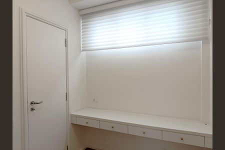 Apartamento para alugar com 130m², 3 quartos e 1 vaga Apartamento para alugar com 130m², 3 quartos e 1 vagaQuarto/Escritório