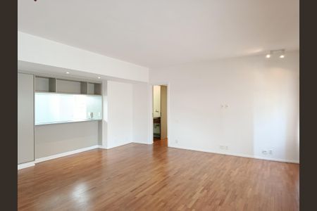 Sala de apartamento para alugar com 3 quartos, 130m² em Cerqueira César, São Paulo