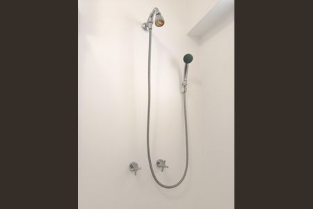 Apartamento para alugar com 130m², 3 quartos e 1 vaga Apartamento para alugar com 130m², 3 quartos e 1 vagaBanheiro da Suíte 1