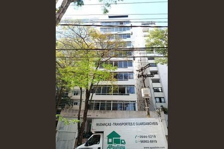 Apartamento para alugar com 130m², 3 quartos e 1 vaga Apartamento para alugar com 130m², 3 quartos e 1 vagaFachada