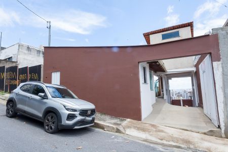 Casa à venda com 340m², 2 quartos e 5 vagasFachada