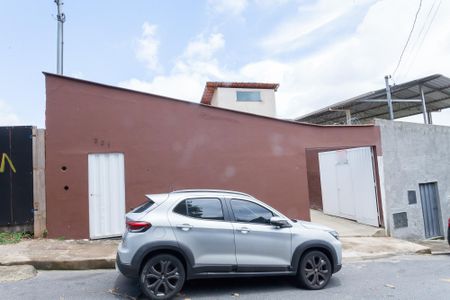 Casa à venda com 340m², 2 quartos e 5 vagasFachada