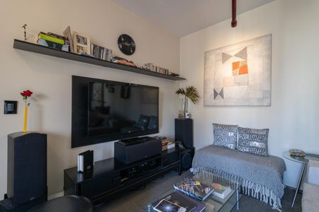 Sala de apartamento à venda com 2 quartos, 50m² em Vila Nova Conceição, São Paulo