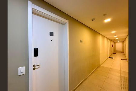 Apartamento para alugar com 32m², 1 quarto e sem vaga Apartamento para alugar com 32m², 1 quarto e sem vagaHall de Entrada