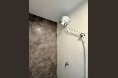 Apartamento para alugar com 32m², 1 quarto e sem vaga Apartamento para alugar com 32m², 1 quarto e sem vagaBanheiro da Suíte