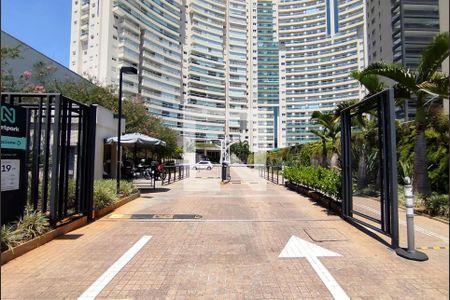 Apartamento para alugar com 68m², 2 quartos e 1 vaga Apartamento para alugar com 68m², 2 quartos e 1 vagaFachada