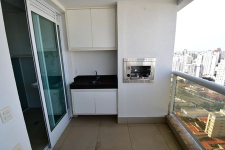 Sacada da Sala de apartamento para alugar com 2 quartos, 96m² em Vila Itapura, Campinas