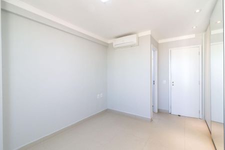 Apartamento para alugar com 96m², 3 quartos e 2 vagas Apartamento para alugar com 96m², 3 quartos e 2 vagasQuarto