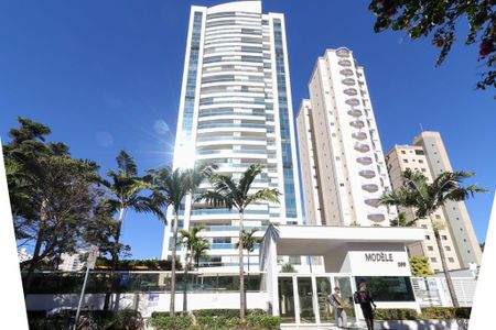 Apartamento para alugar com 96m², 3 quartos e 2 vagas Apartamento para alugar com 96m², 3 quartos e 2 vagasFachada