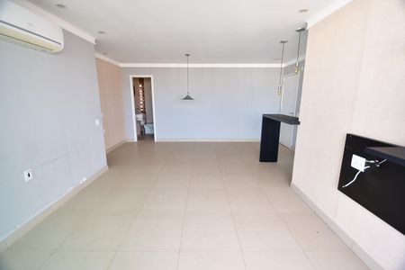 Sala de apartamento para alugar com 2 quartos, 96m² em Vila Itapura, Campinas