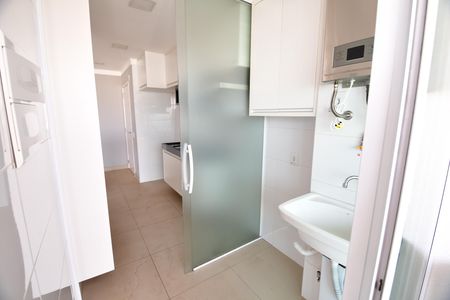 Área de Serviço de apartamento para alugar com 2 quartos, 96m² em Vila Itapura, Campinas