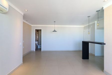 Apartamento para alugar com 96m², 3 quartos e 2 vagas Apartamento para alugar com 96m², 3 quartos e 2 vagasSala