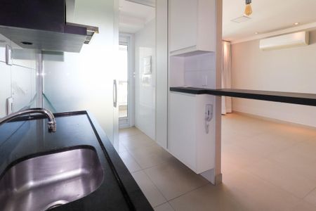 Apartamento para alugar com 96m², 3 quartos e 2 vagas Apartamento para alugar com 96m², 3 quartos e 2 vagasCozinha