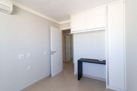 Apartamento para alugar com 96m², 3 quartos e 2 vagas Apartamento para alugar com 96m², 3 quartos e 2 vagasQuarto 2