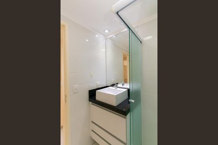 Apartamento para alugar com 75m², 3 quartos e 2 vagas Apartamento para alugar com 75m², 3 quartos e 2 vagasBanheiro 2