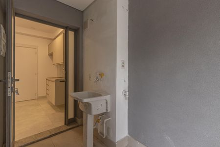 Apartamento à venda com 93m², 2 quartos e 1 vagaÁrea de Serviço