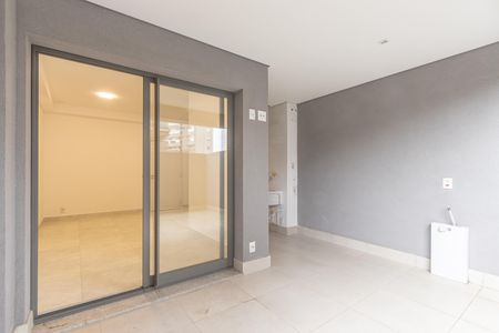 Apartamento à venda com 93m², 2 quartos e 1 vagaQuintal