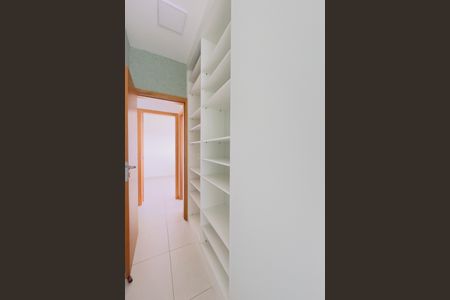 Apartamento para alugar com 65m², 2 quartos e 2 vagas Apartamento para alugar com 65m², 2 quartos e 2 vagasSuíte