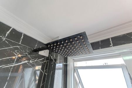 Apartamento à venda com 89m², 2 quartos e 1 vaga Apartamento à venda com 89m², 2 quartos e 1 vagaBanheiro