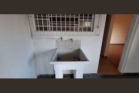 Casa para alugar com 100m², 1 quarto e sem vagaÁrea de Serviço 