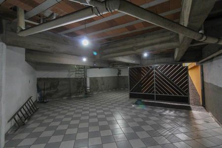 Casa à venda com 171m², 4 quartos e 6 vagasGaragem