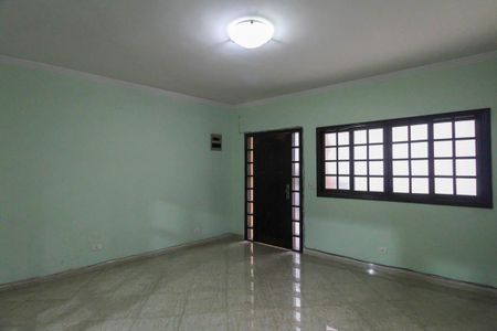 Casa à venda com 171m², 4 quartos e 6 vagasSala 