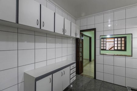 Casa à venda com 171m², 4 quartos e 6 vagasCozinha