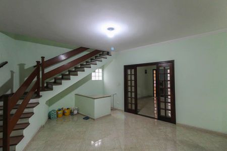 Casa à venda com 171m², 4 quartos e 6 vagasSala 2
