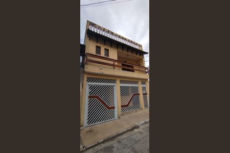 Casa à venda com 171m², 4 quartos e 6 vagasFachada