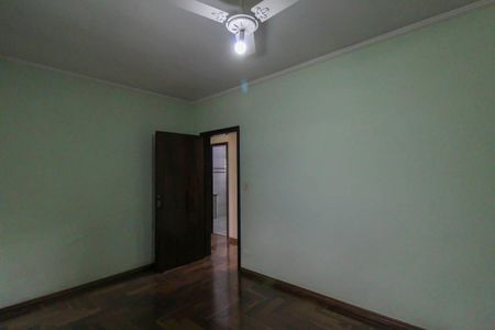 Casa à venda com 171m², 4 quartos e 6 vagasQuarto 3