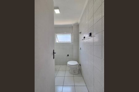 Apartamento para alugar com 75m², 2 quartos e sem vagaBanheiro