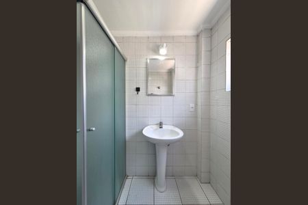 Apartamento para alugar com 75m², 2 quartos e sem vagaBanheiro