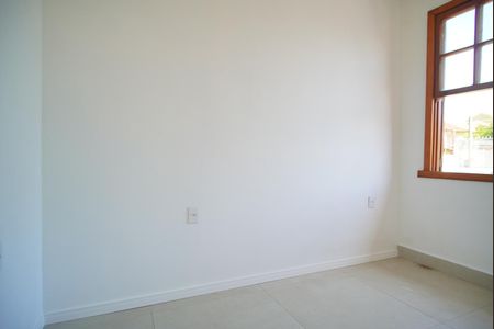 Quarto 2 de casa para alugar com 3 quartos, 120m² em Jardim Itu Sabará, Porto Alegre