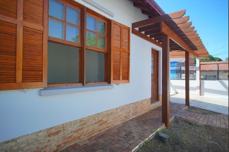Casa para alugar com 120m², 3 quartos e 1 vagaFachada e Interna