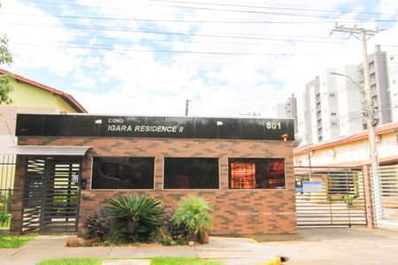 Casa de condomínio à venda com 130m², 2 quartos e 2 vagasFachada e portaria