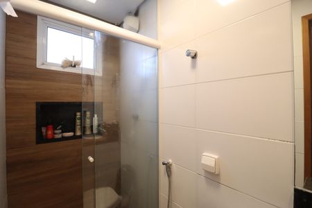 Apartamento para alugar com 50m², 2 quartos e 2 vagasBanheiro do Quarto 2
