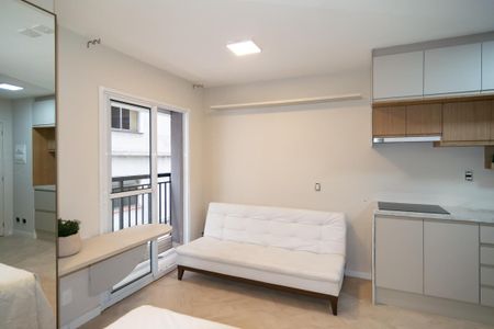 Studio à venda com 28m², 1 quarto e sem vaga Studio à venda com 28m², 1 quarto e sem vagaStudio