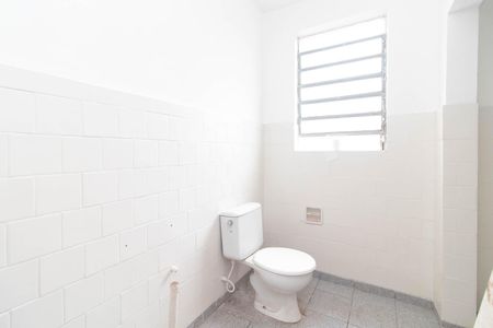 Apartamento à venda com 80m², 2 quartos e 1 vaga Apartamento à venda com 80m², 2 quartos e 1 vagaBanheiro
