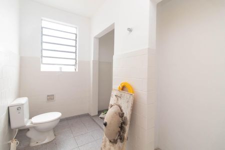 Apartamento à venda com 80m², 2 quartos e 1 vaga Apartamento à venda com 80m², 2 quartos e 1 vagaBanheiro