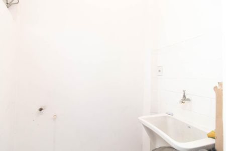 Cozinha de apartamento à venda com 2 quartos, 80m² em Nonoai, Porto Alegre