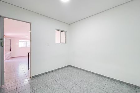 Quarto 1 de casa para alugar com 2 quartos, 150m² em Jardim Roberto, Osasco