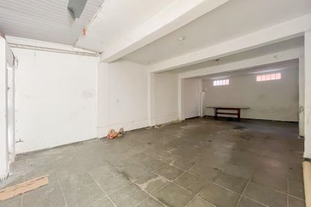 Garagem de casa para alugar com 2 quartos, 150m² em Jardim Roberto, Osasco