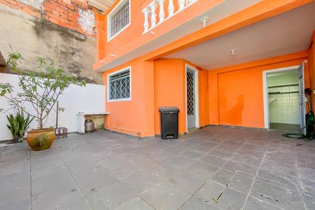 Quintal de casa para alugar com 2 quartos, 150m² em Jardim Roberto, Osasco