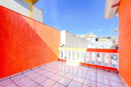 Sacada de casa para alugar com 2 quartos, 150m² em Jardim Roberto, Osasco